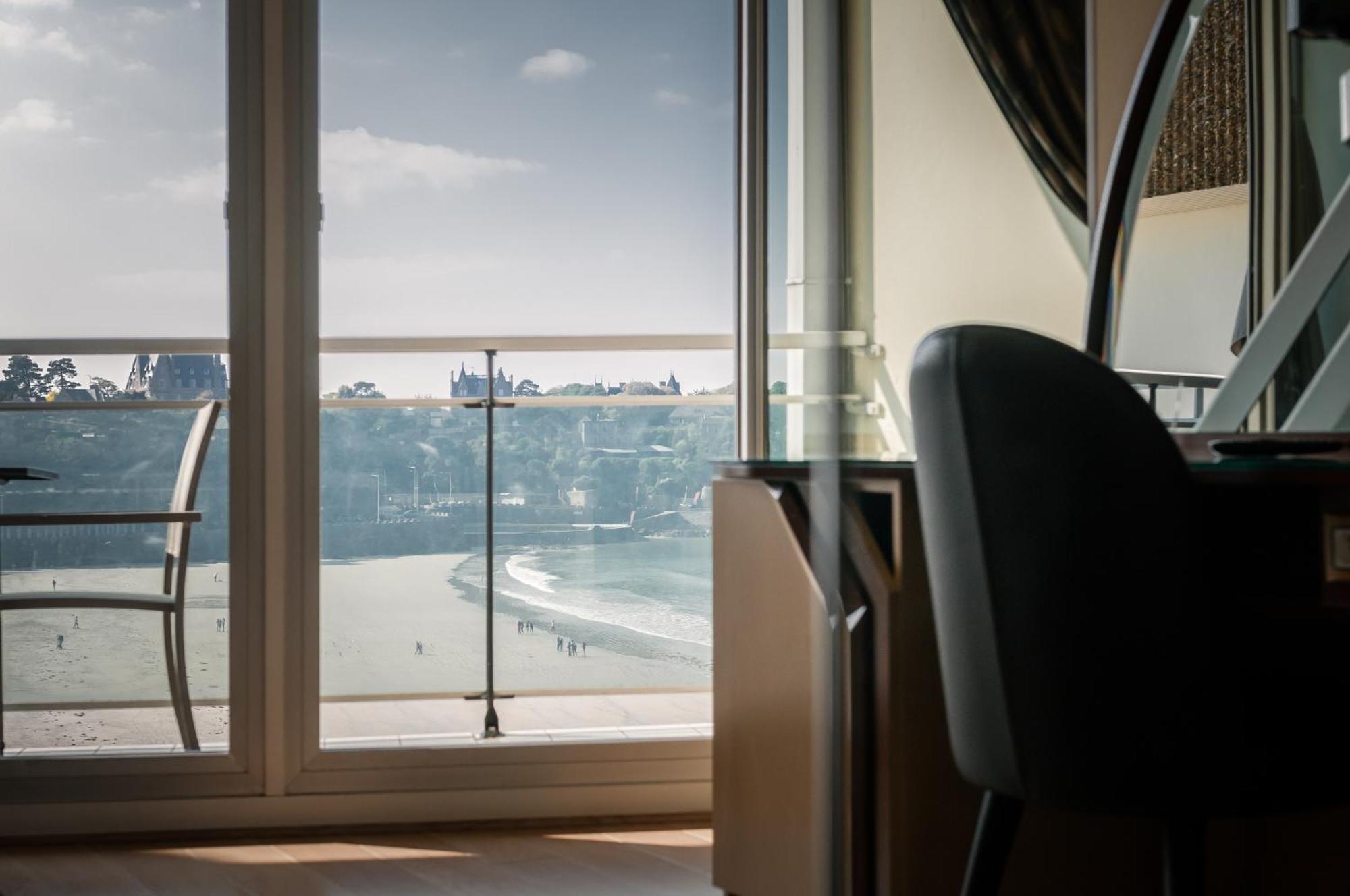 Le Crystal Dinard Plage Exterior foto