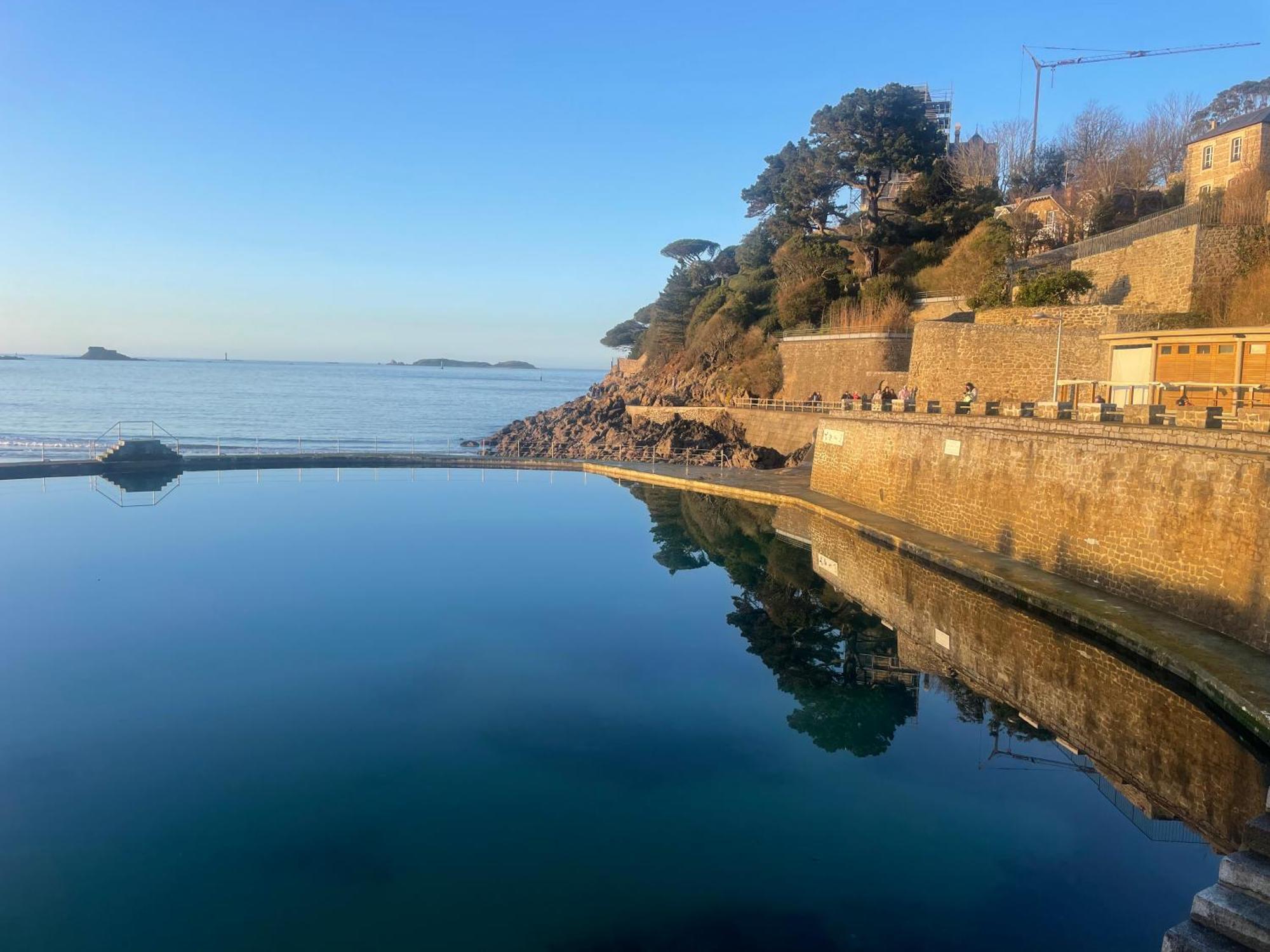 Le Crystal Dinard Plage Exterior foto